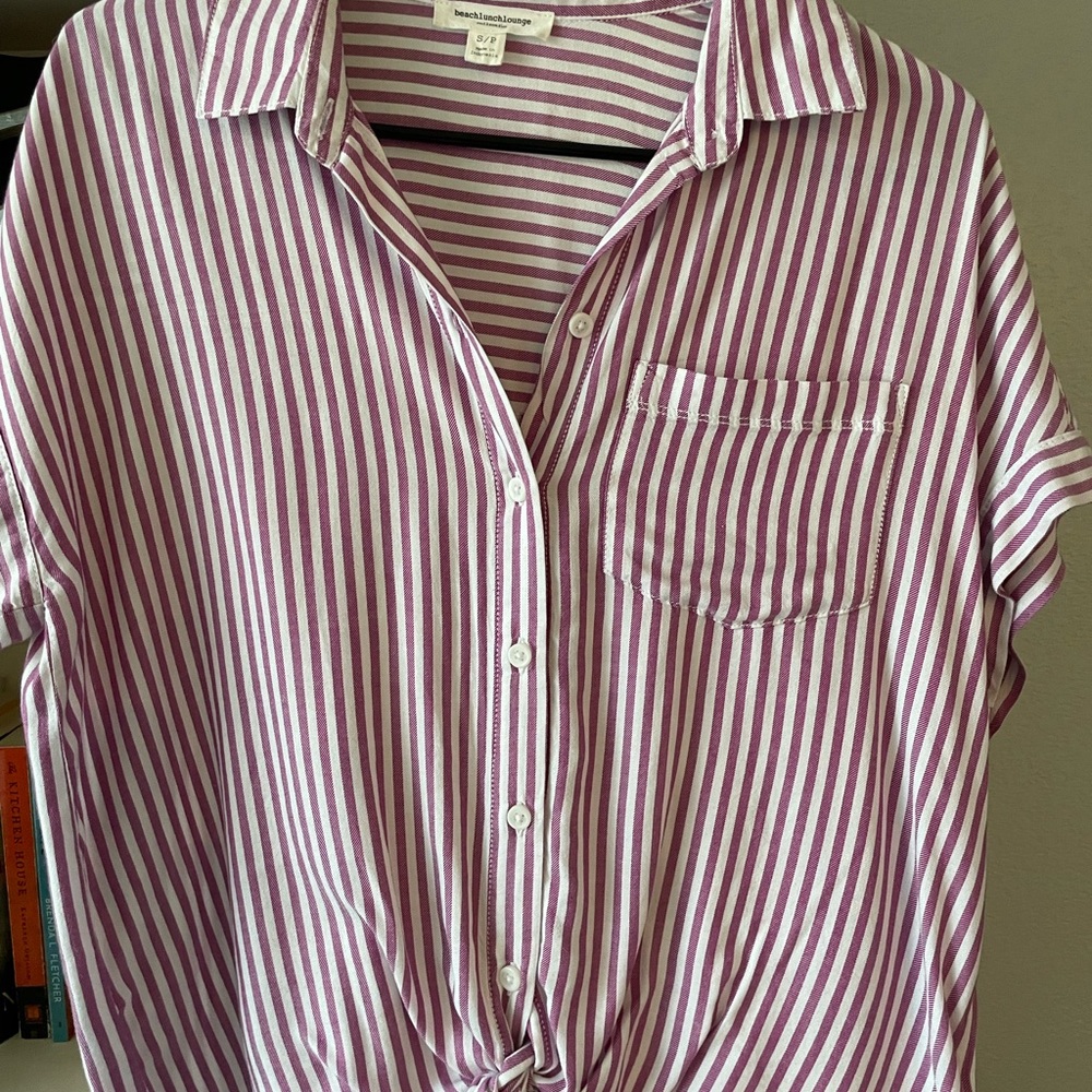 Lightweight beachy shirt.